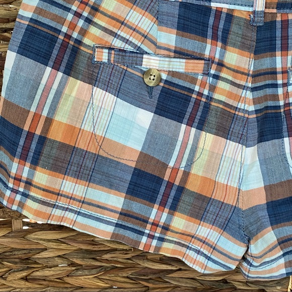 Abercrombie and Fitch Plaid Shorts - Picture 4 of 5